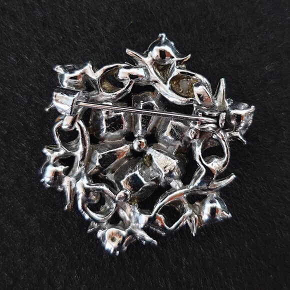 Vintage 1970s Turquoise Marbled Art Glass Pinwheel Floral Silver-Tone Brooch - Picture 10 of 11